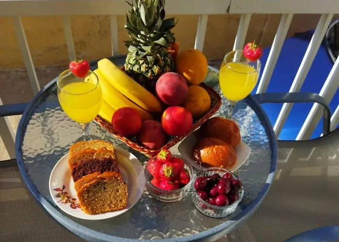 - Eva Ретимно (Крит)