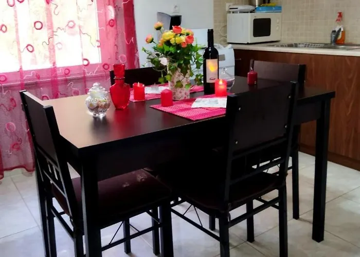 - Eva Apartment Rethymno (Crete)